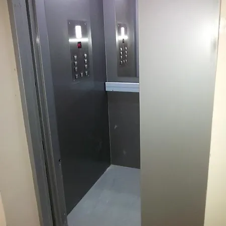 Studio Pchelarov شقة بوموري